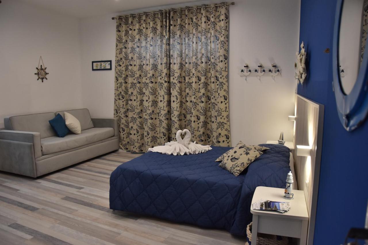 B&B Marina Blu Giardini Naxos Esterno foto